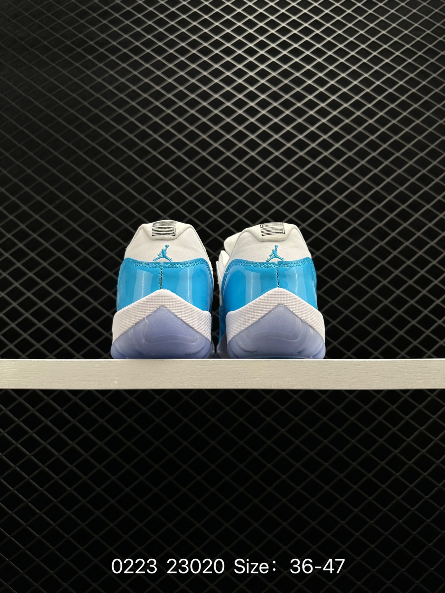 Air Jordan 11 Low “Legend Blue”